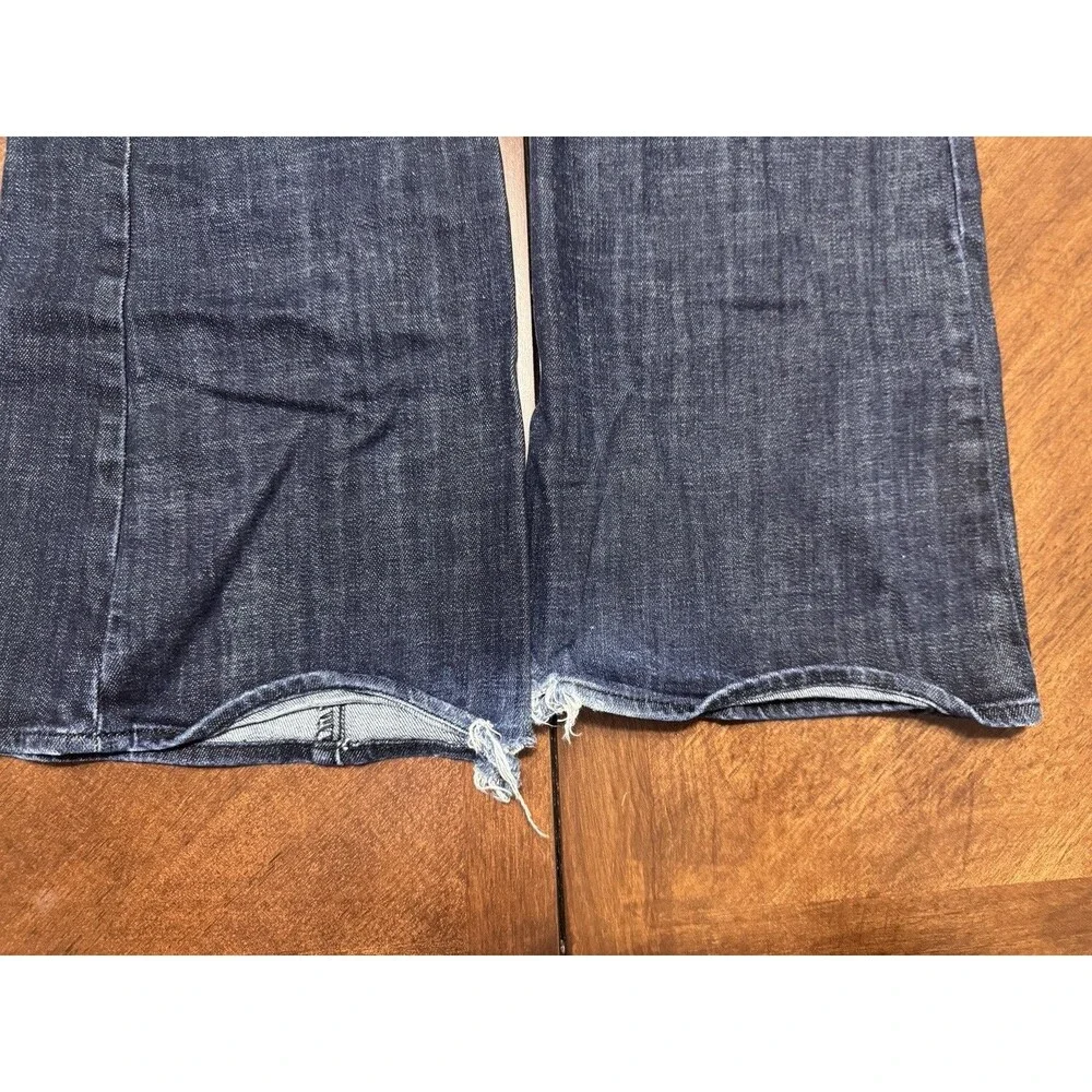 Rock & Republic Scorpion Bootcut Women's Size 8M Mid Rise Dark Distressed Jeans